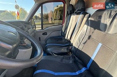 Грузопассажирский фургон Renault Master 2005 в Дрогобыче