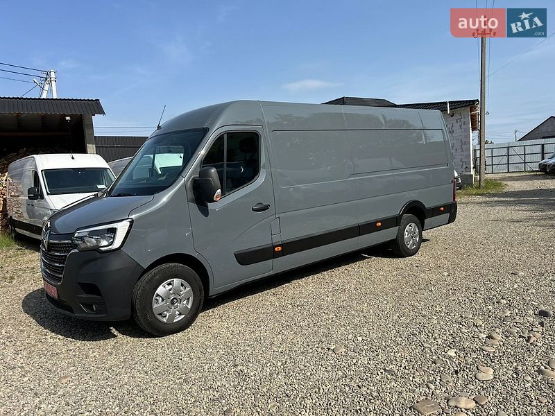 Вантажний фургон Renault Master 2022 в Хусті