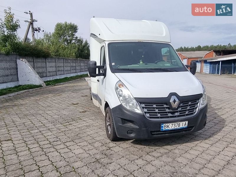 Автовоз Renault Master 2016 в Ровно