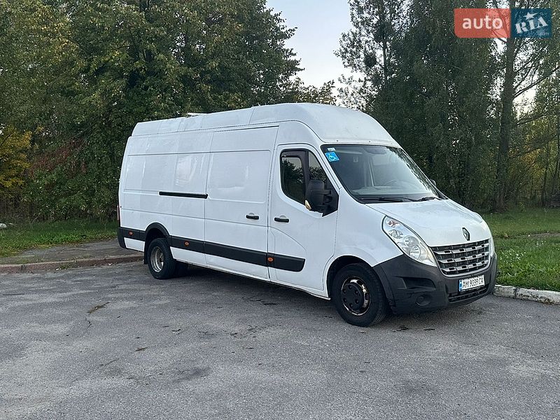 Грузовой фургон Renault Master 2012 в Житомире