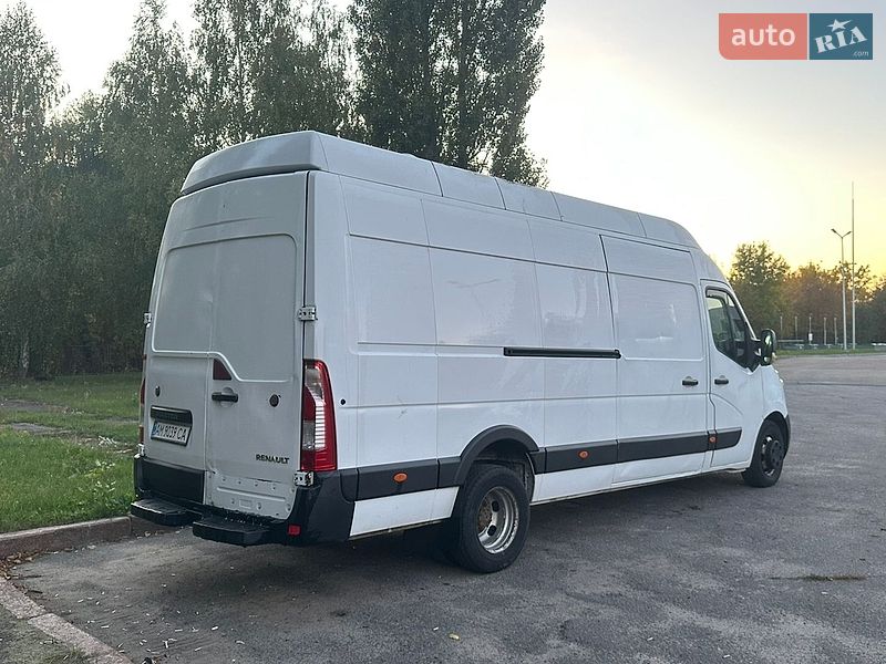 Грузовой фургон Renault Master 2012 в Житомире