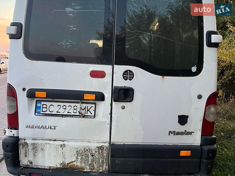 Грузовой фургон Renault Master 2006 в Львове