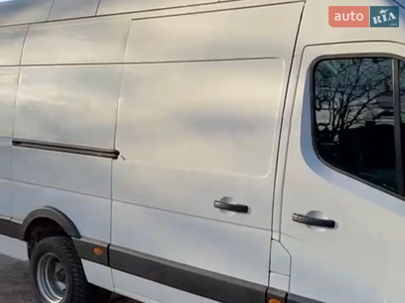 Вантажний фургон Renault Master 2017 в Полтаві