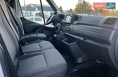 Мікроавтобус вантажний (до 3,5т) Renault Master 2023 в Умані