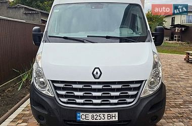 Вантажний фургон Renault Master 2012 в Чернівцях