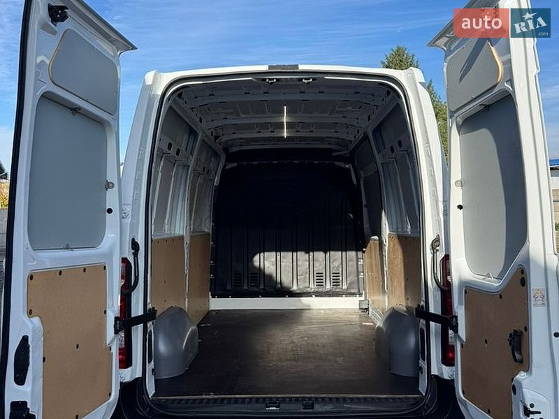 Грузовой фургон Renault Master 2020 в Ровно