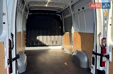 Грузовой фургон Renault Master 2020 в Ровно