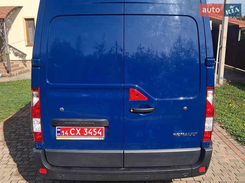 Микроавтобус грузовой (до 3,5т) Renault Master 2022 в Калуше