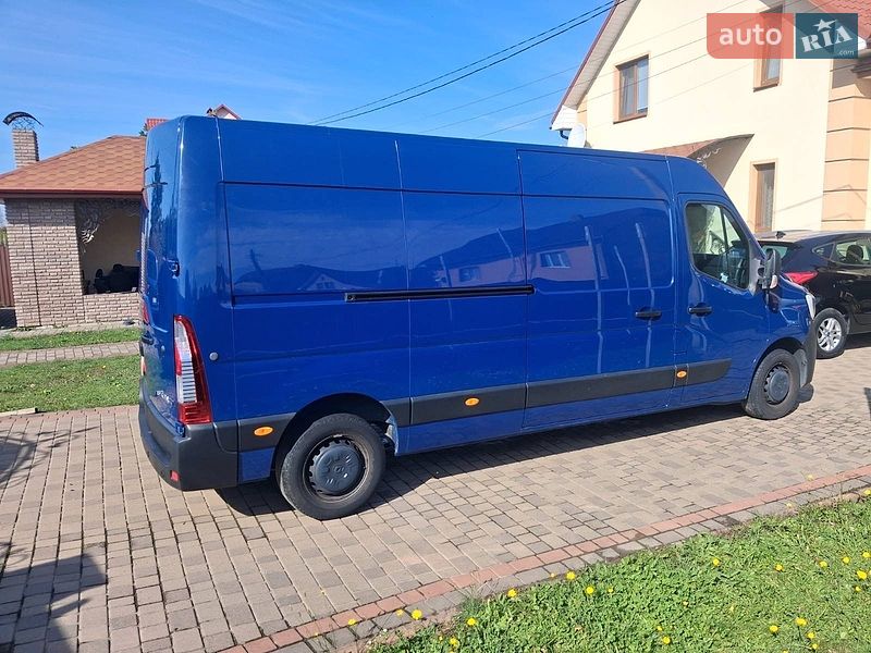 Микроавтобус грузовой (до 3,5т) Renault Master 2022 в Калуше