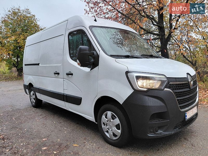 Вантажний фургон Renault Master 2023 в Івано-Франківську