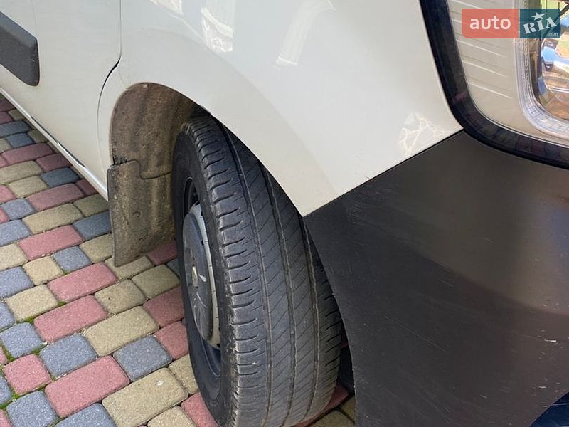 Мікроавтобус Renault Master 2020 в Новому Розділі