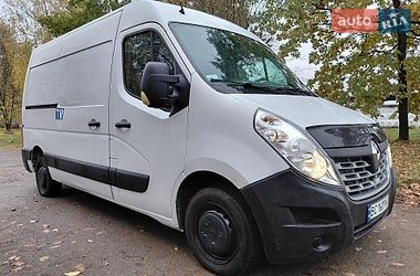 Вантажний фургон Renault Master 2017 в Івано-Франківську