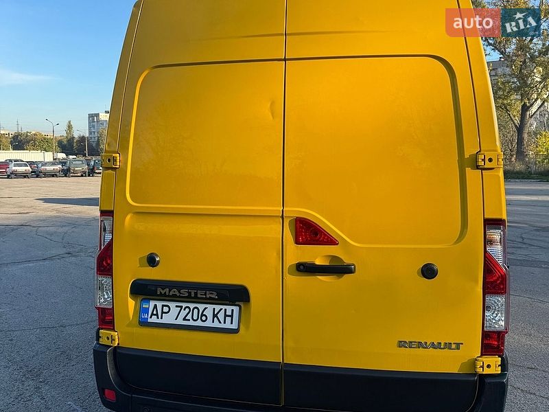 Вантажний фургон Renault Master 2018 в Запоріжжі