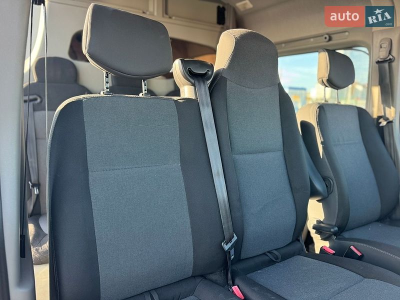Грузопассажирский фургон Renault Master 2020 в Киеве