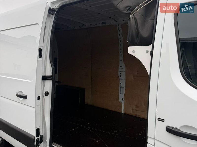Вантажний фургон Renault Master 2021 в Ковелі