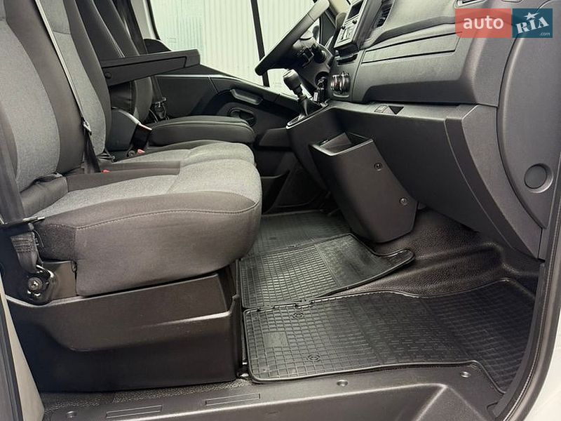 Вантажний фургон Renault Master 2021 в Ковелі