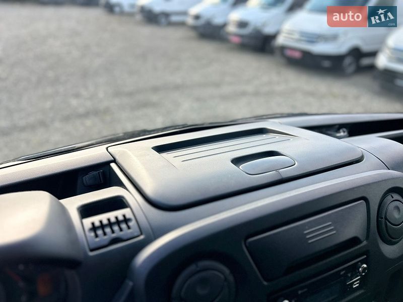 Вантажний фургон Renault Master 2018 в Хусті