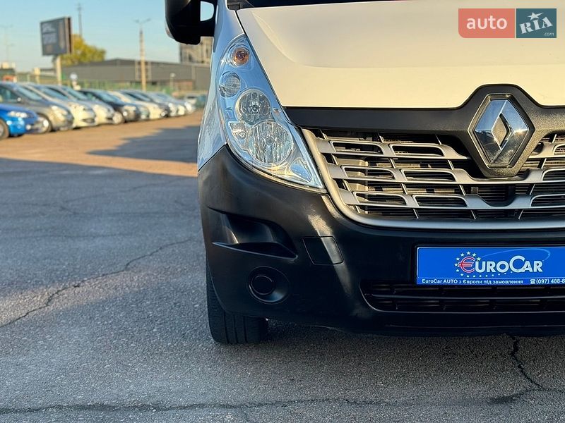 Грузопассажирский фургон Renault Master 2018 в Киеве