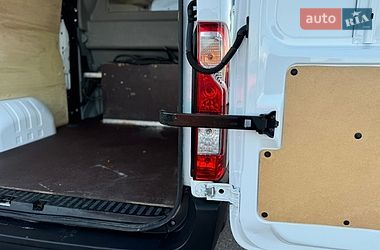 Грузопассажирский фургон Renault Master 2018 в Киеве