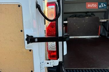 Грузопассажирский фургон Renault Master 2018 в Киеве
