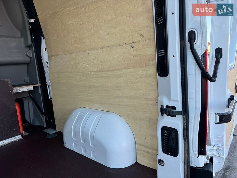 Грузопассажирский фургон Renault Master 2018 в Киеве
