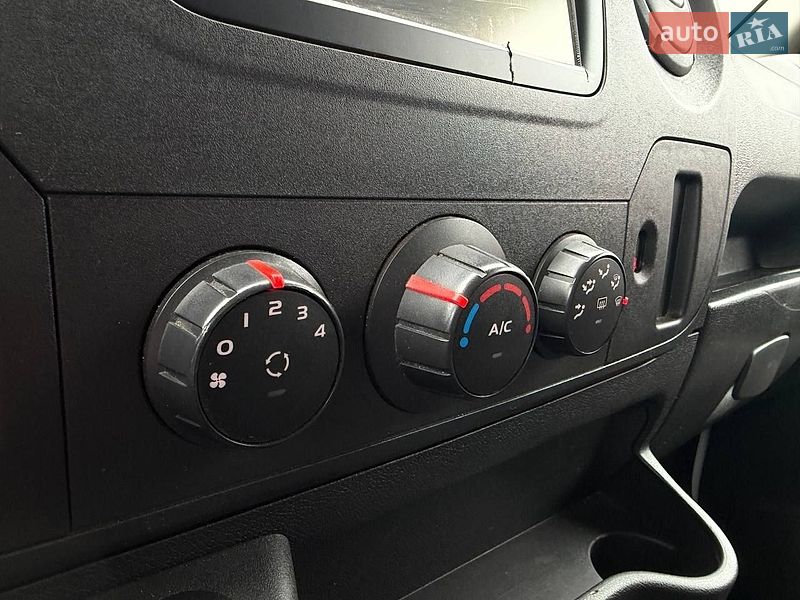 Грузовой фургон Renault Master 2018 в Киеве