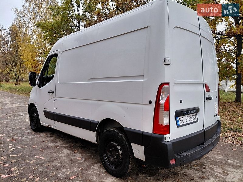 Грузовой фургон Renault Master 2014 в Ивано-Франковске