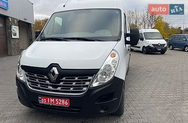 Вантажний фургон Renault Master 2015 в Луцьку