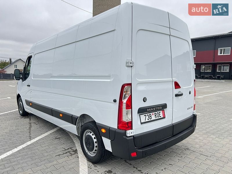 Вантажний фургон Renault Master 2022 в Дубні