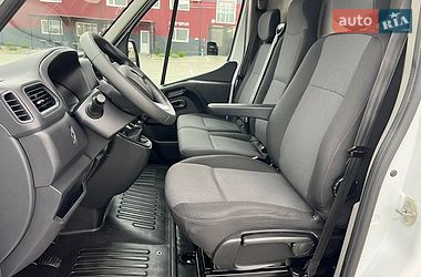 Вантажний фургон Renault Master 2022 в Дубні