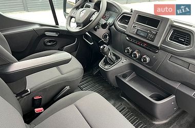 Вантажний фургон Renault Master 2022 в Дубні