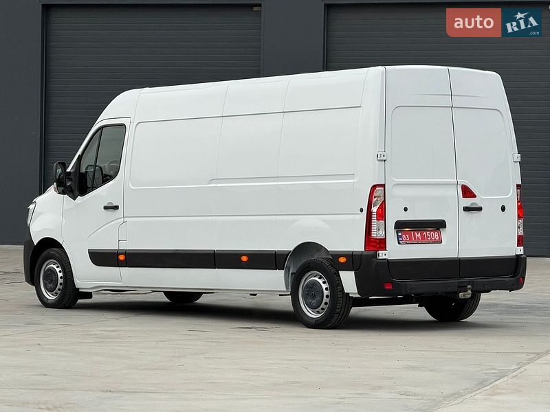 Вантажний фургон Renault Master 2022 в Дубні