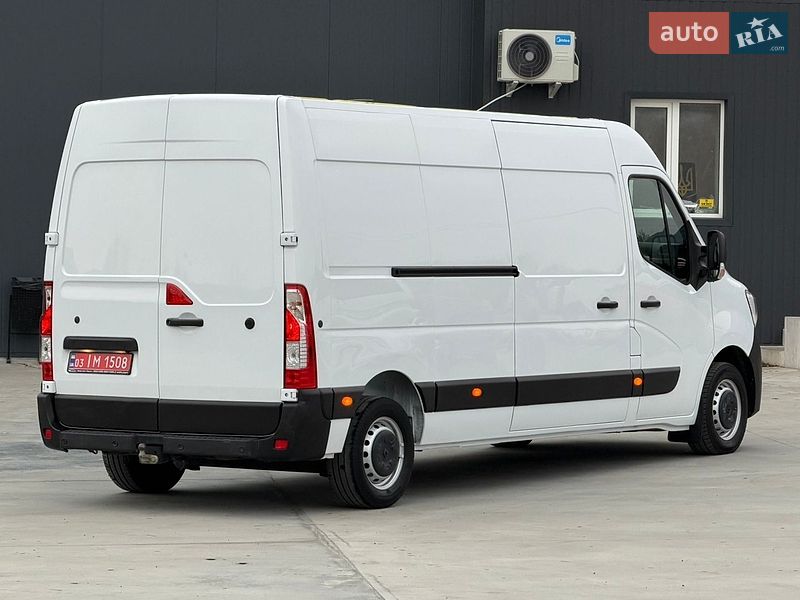 Вантажний фургон Renault Master 2022 в Дубні