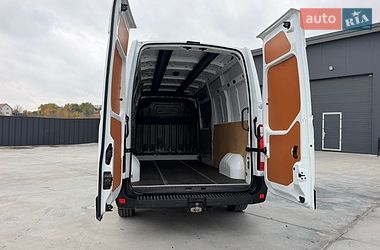 Вантажний фургон Renault Master 2022 в Дубні
