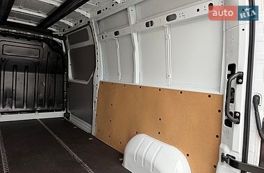 Вантажний фургон Renault Master 2022 в Дубні