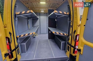 Грузовой фургон Renault Master 2020 в Пустомытах