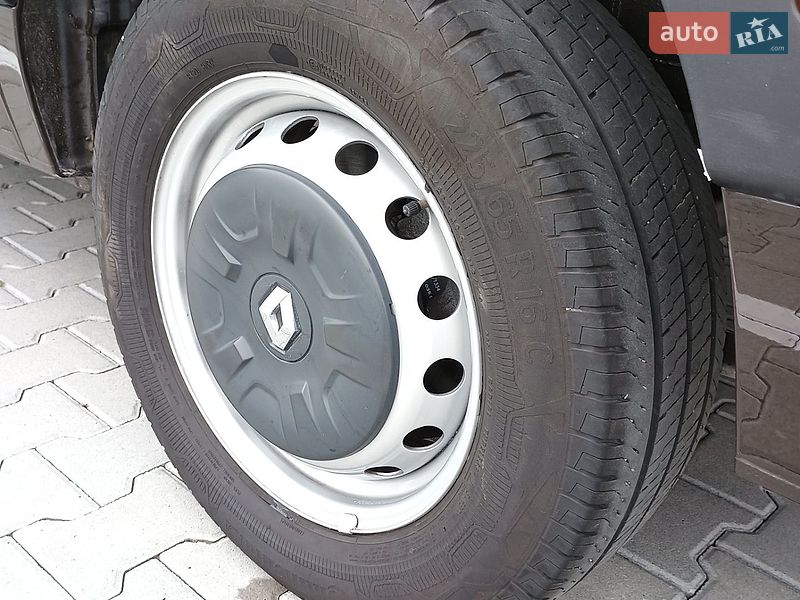 Грузовой фургон Renault Master 2020 в Дубно