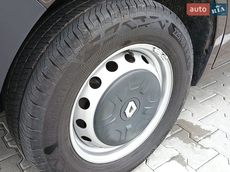 Грузовой фургон Renault Master 2020 в Дубно