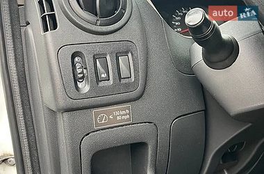 Вантажний фургон Renault Master 2015 в Києві