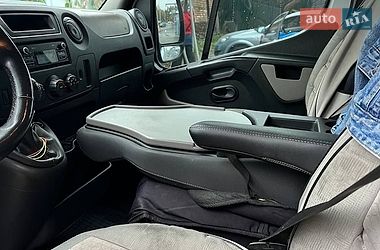 Вантажний фургон Renault Master 2015 в Києві