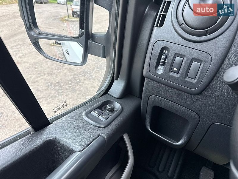 Микроавтобус Renault Master 2017 в Запорожье