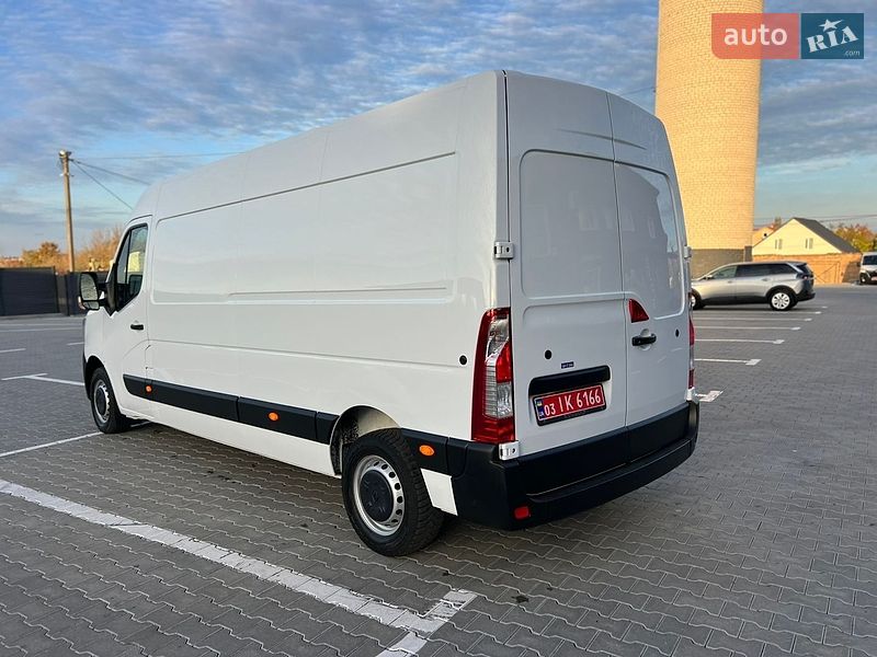 Грузовой фургон Renault Master 2023 в Дубно