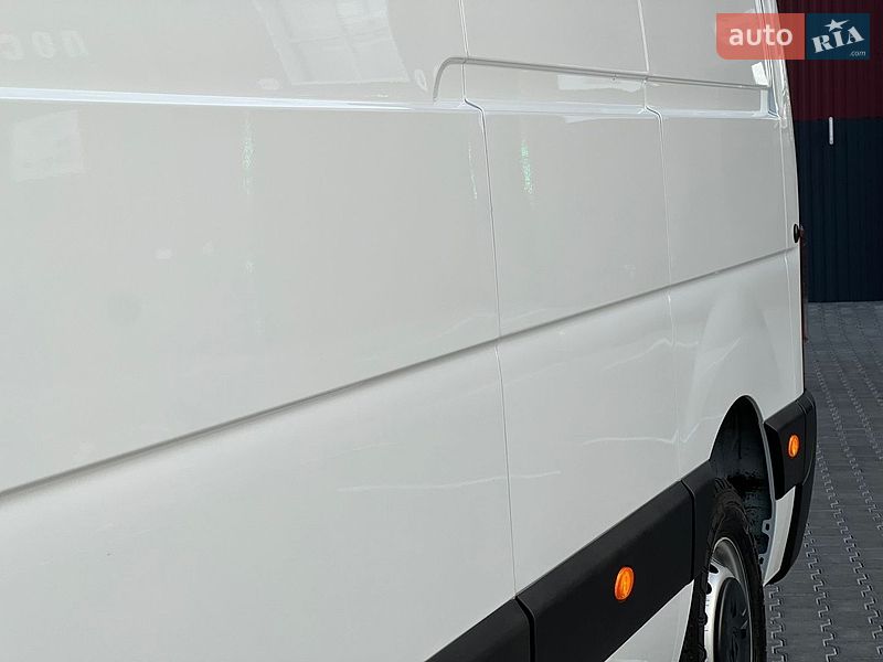 Грузовой фургон Renault Master 2023 в Дубно
