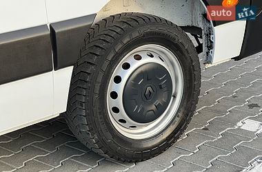 Грузовой фургон Renault Master 2023 в Дубно
