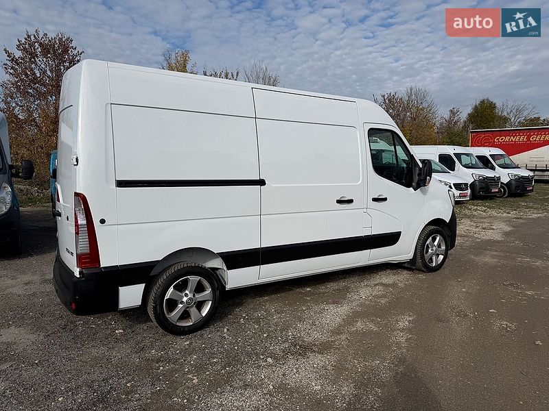 Вантажний фургон Renault Master 2020 в Тернополі