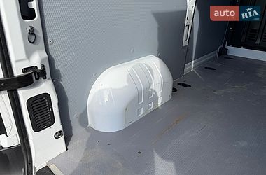 Вантажний фургон Renault Master 2020 в Тернополі