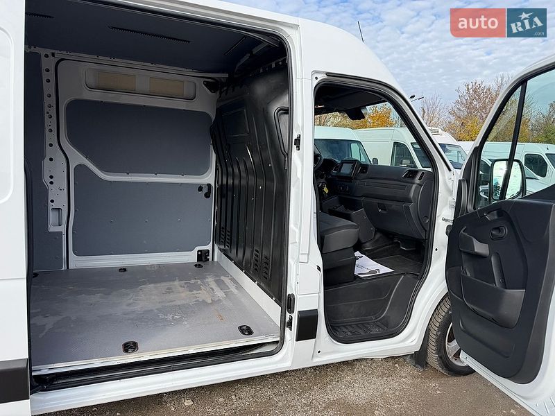Вантажний фургон Renault Master 2020 в Тернополі