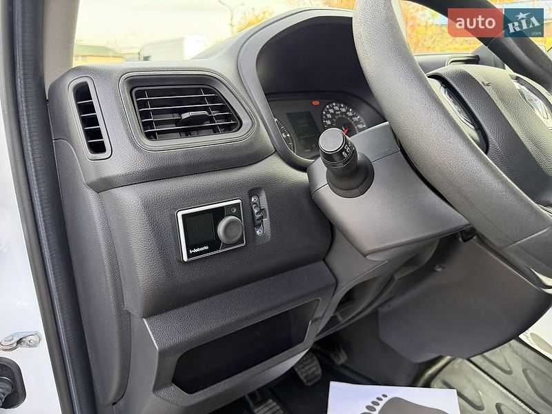 Вантажний фургон Renault Master 2020 в Тернополі