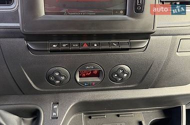 Вантажний фургон Renault Master 2020 в Тернополі