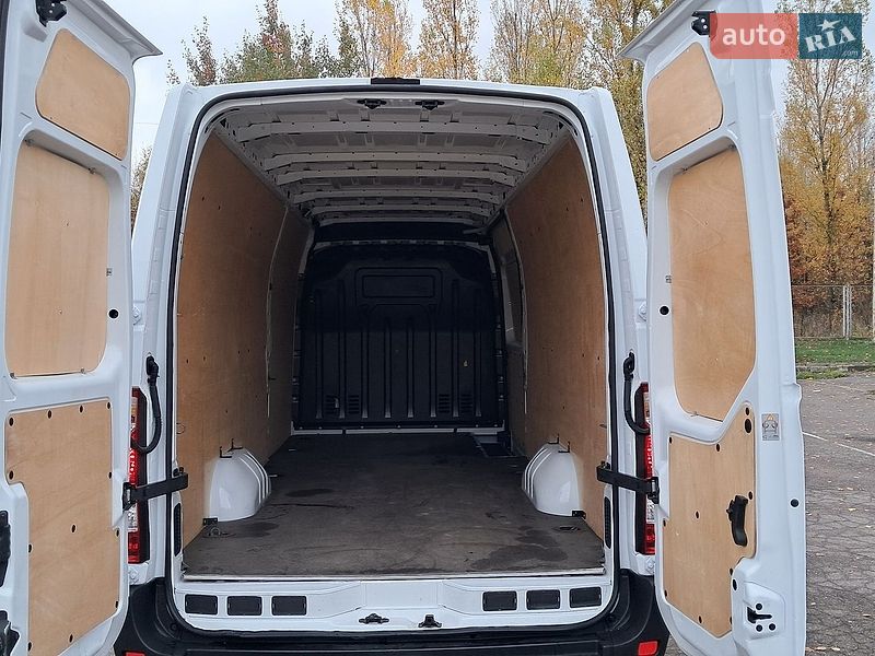 Грузовой фургон Renault Master 2019 в Бердичеве
